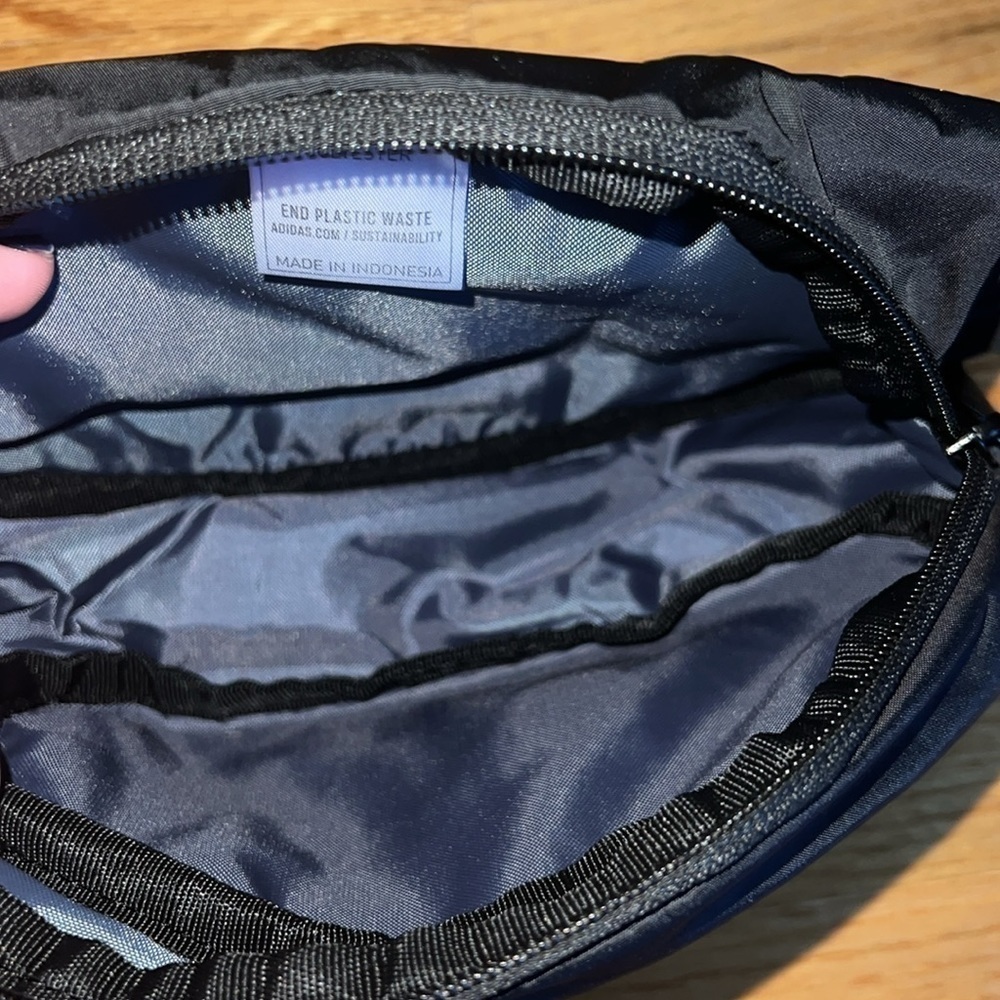 Unisex Adidas Belt Bag - Picture 8 of 9